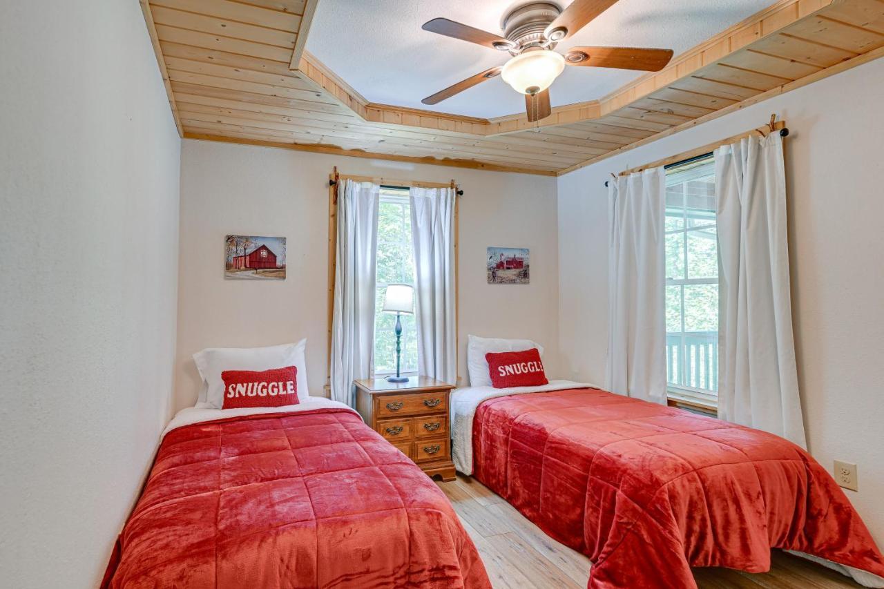 Smoky Mountain Cabin With Camping Area And Fire Pit! Whittier エクステリア 写真