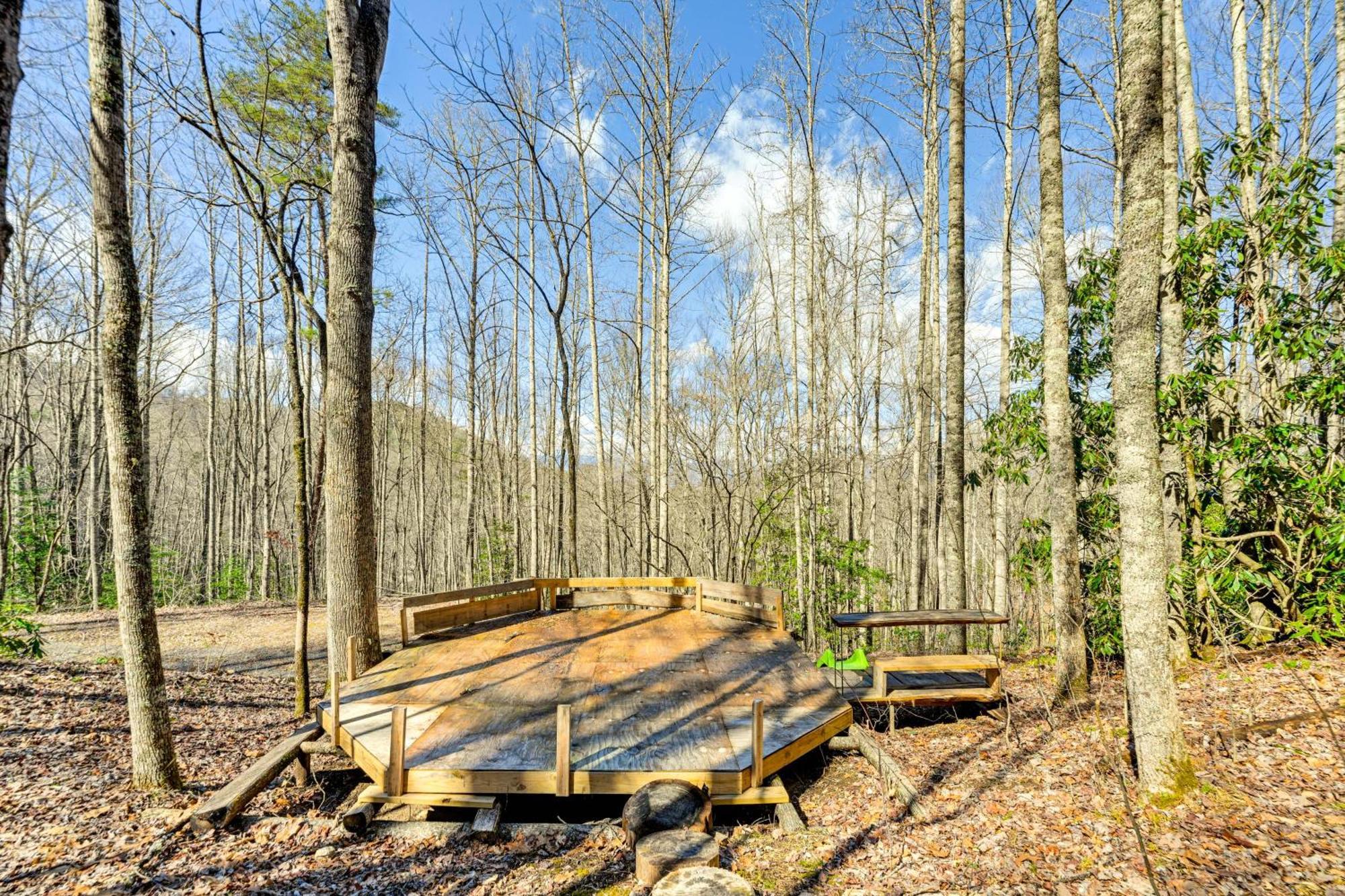 Smoky Mountain Cabin With Camping Area And Fire Pit! Whittier エクステリア 写真